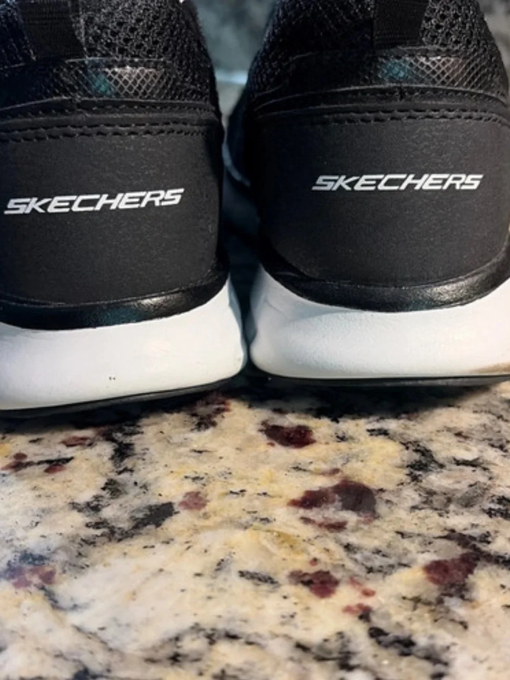 SKECHERS♦️DUAL LITE SNEAKER